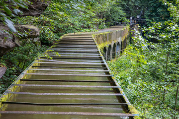 altes Wasserkraftwerk Niezelgrund Wasserfall Lohmener Klamm