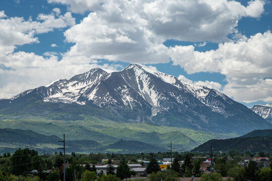 Scenic view of a snow-capped Mt Sopris in Colorado