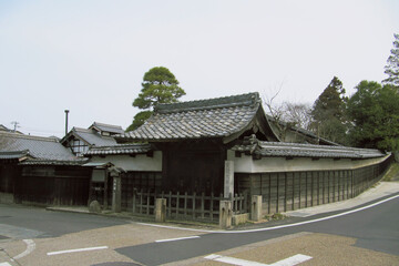 旧中山道にある大井宿本陣跡の正門／日本岐阜県恵那市