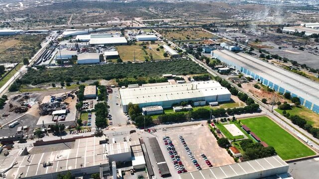 Vista a&eacute;rea de un parque industrial 
