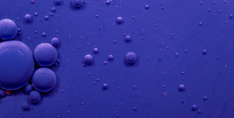 Let the Vivid Colors and Intricate Abstract Patterns Ignite Your Imagination