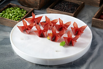 Fried hawthorn dough wontons