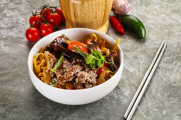 Asian wok with noodle, vegetables and beef