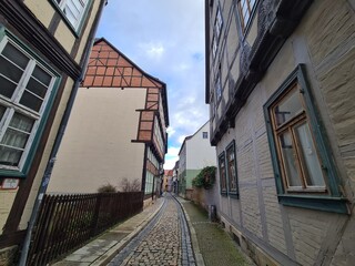 eine schöne Strasse mit Gassen in Quedlinburg, Sachsen - Anhalt