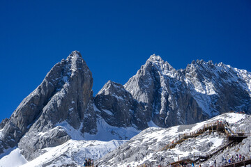 Lijiang City, China, year 2024, cold weather, good atmosphere, delicious food, there is a Jade...