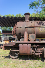 Naklejka premium Tren a vapor en mal estado