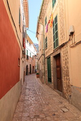 Blick in die Altstadt von Soller auf der Spanischen Mittelmeerinsel Mallorca	