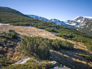 Fototapeta premium Landscape of Rila Mountain near Mechit peak, Bulgaria