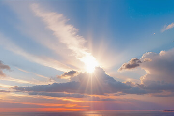 Fototapeta premium Radiant Sunset Sky with Golden Sun Rays