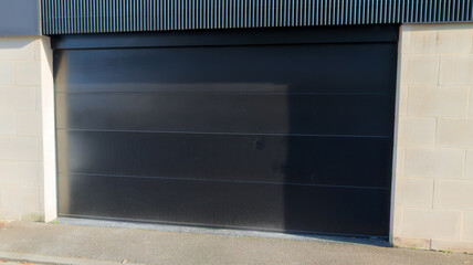 sectional modern car black dark grey garage gray door design modern home facade car entrance