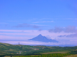Obraz premium 礼文島 礼文森林の丘の風景(利尻島)