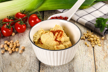 Natural chickpea hummus with paprika