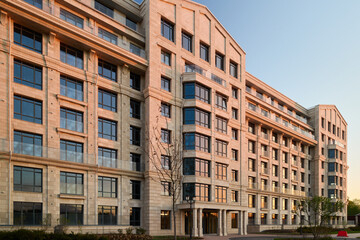 Fototapeta premium A Modern Architectural Building that Showcases an Elegant and Sophisticated Design