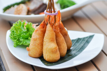deep fried shrimp, fried shrimp or shrimp balls