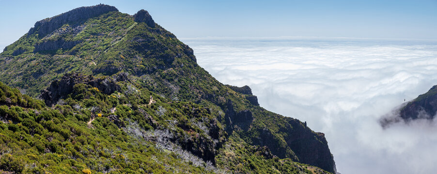 Panorama from the path of the vereda do Pico Ruivo in Madeira