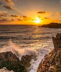 Obraz premium sunset at Porth Dafarch Isle oAnglesey