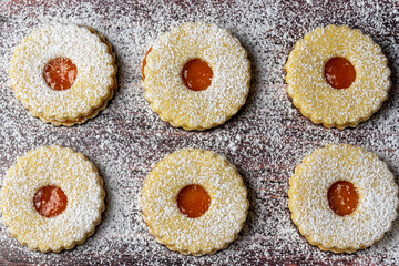 Linzer cookies