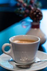 Una tazza di caffe con ginseng al bar in Italia