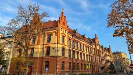 Obraz premium Krakow Old Town St. Mary's Basilica Main Market Square St Florians gate and Barbakan Royal Castle St. Joseph's Church