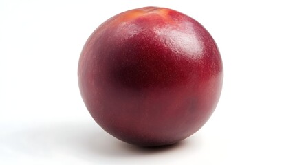 Obraz premium cała nektarynka z gładką czerwono-żółtą skórką wyizolowana na białym tle