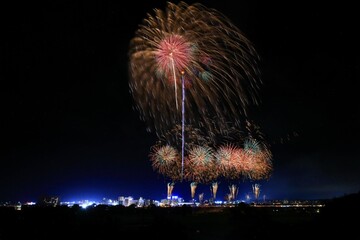 岩手県北上市　北上みちのく芸能まつり　花火大会