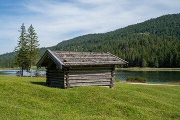 Hütte am Ferchensee, Mittenwald, Werdenfelser Land, Oberbayern, Bayern, Deutschland, Europa