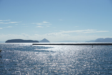 瀬戸内海の児島観光港(岡山県倉敷市)