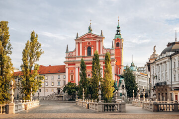 Obraz premium Ljubljana, Slovenia - 14 August 2024: Preseren Square, the central square in Ljubljana. It is part of the old town pedestrian zone and a major meeting point