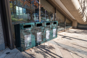 麻布台ヒルズ　ゴミ箱