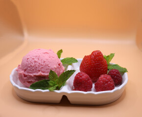 Berry, strawberry, raspberry, ice cream, Homemade ice cream, Summer desserts