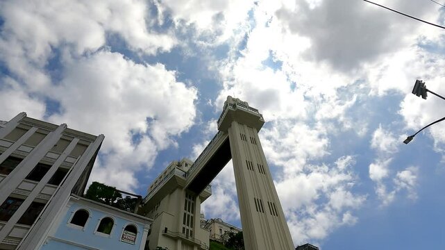 Elevador Lacerda: Iconic Views of Bahia, Brazil