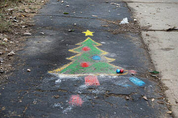  Christmas Tree Drawn with Chalk on a Driveway for the Holidays