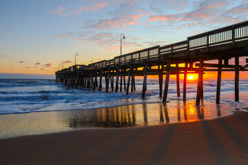 Fototapeta premium Sunrise at Sandbridge Beach