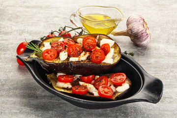 Baked eggplant with cheese and tomato