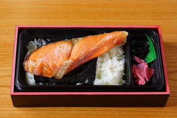 鮭と海苔弁当