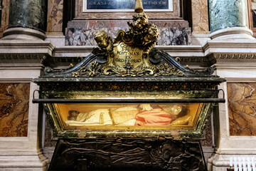 Tomba di Papa Pio V nella Basilica di Santa Maria Maggiore. Roma, Italia