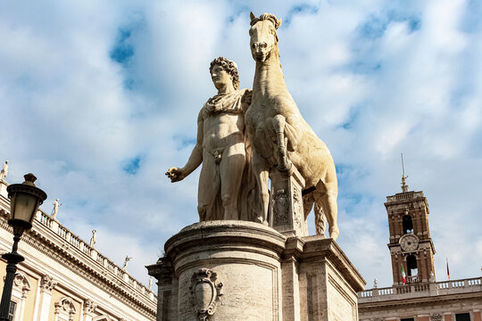 Statue dei Dioscuri sulla Cordonata Capitolina. Roma, Italia