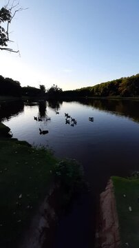lago natureza c&eacute;u azul