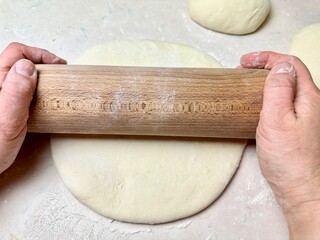 hand, pizza, woman, baking, flour, kneading, chef, homemade, kitchen, bread, cooking, food, cook, pastry, baker, one woman only, bakery, human hand, baking bread, domestic kitchen, cake, healthy lifes