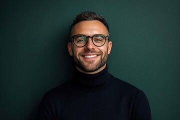 Obraz premium portrait of a man with glasses smiling