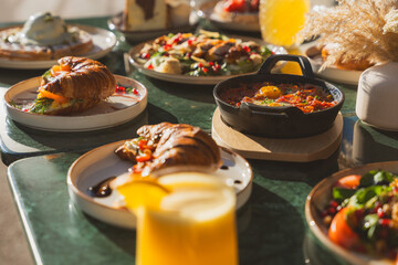 Breakfast in the sun