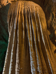 Lost World Caverns