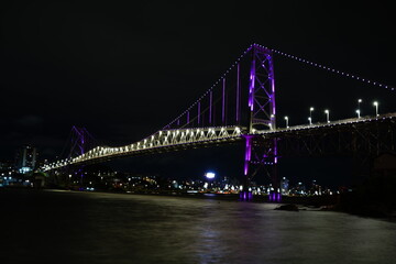 Fototapeta premium Ponte Hercílio Luz Florianópolis Iluminada 2024