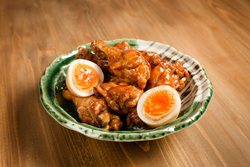 鶏手羽元の甘辛煮