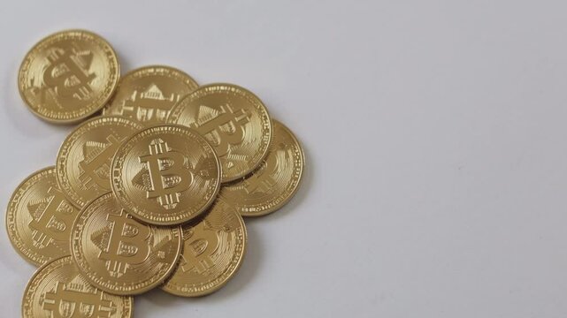 Bitcoin uses encryption function as decentralized global reserve currency