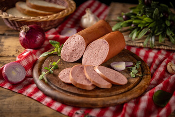 Sliced cold cuts with red onions