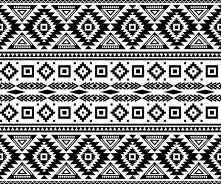 Seamless ethnic aztec pattern in black and white. Vector illustration.