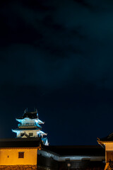 ライトアップされた今治城