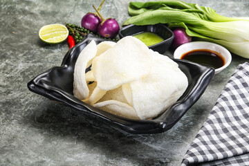 Vietnamese starter appetizer Crab chips