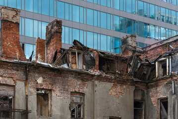 Kamienica Abrama Włodawera na Ulicy Łuckiej 8 w Warszawie przed i po wyburzeniu. © smoku7979